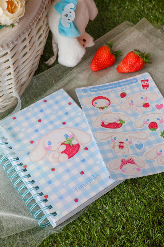 Pack Cuaderno + Página de Pegatinas Strawberry Baby • Página de 12 Pegatinas • Planner Diario