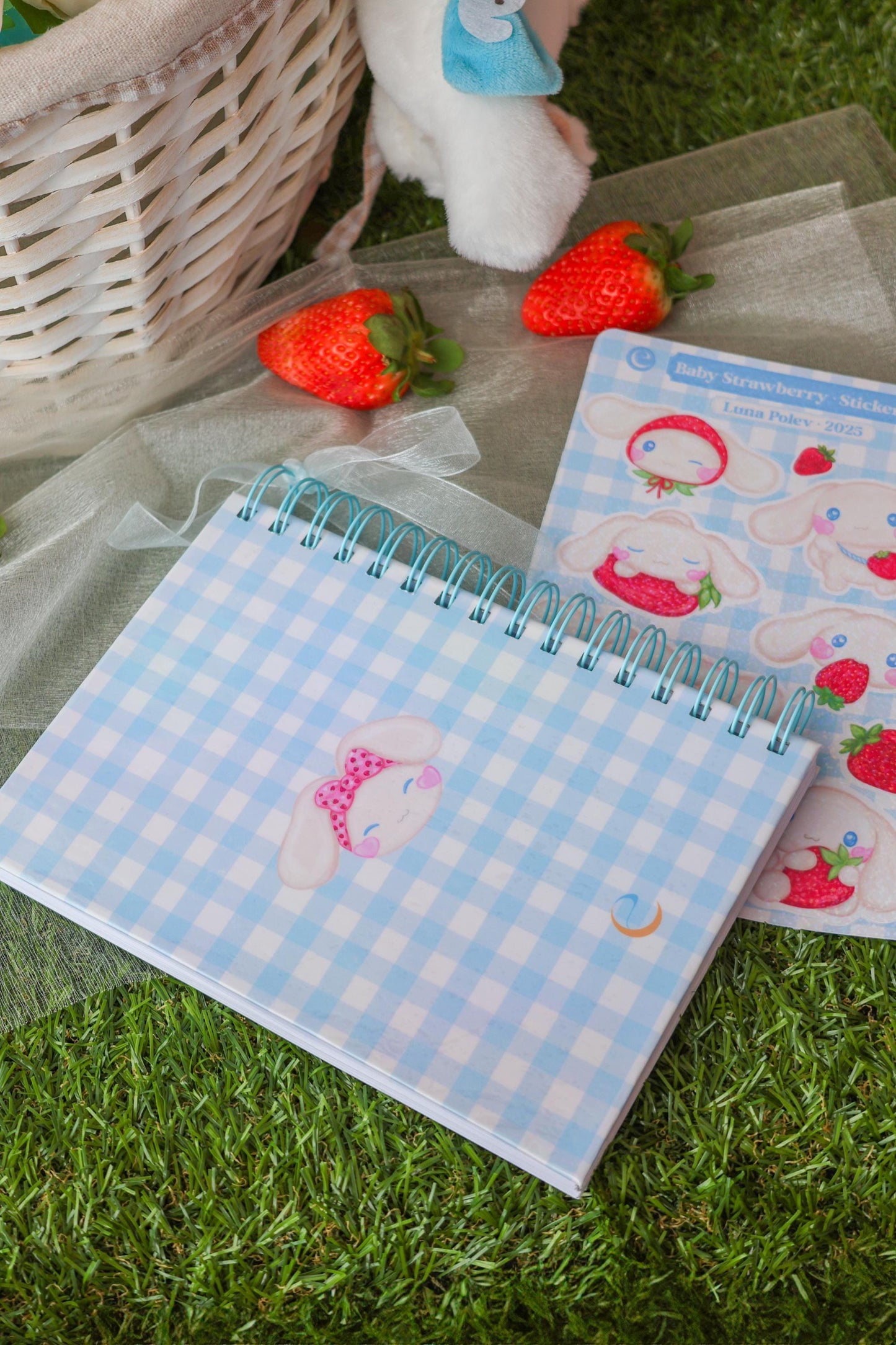 Pack Planner Diario + Página de Pegatinas Strawberry Baby • Página de 12 Pegatinas • Planner Diario