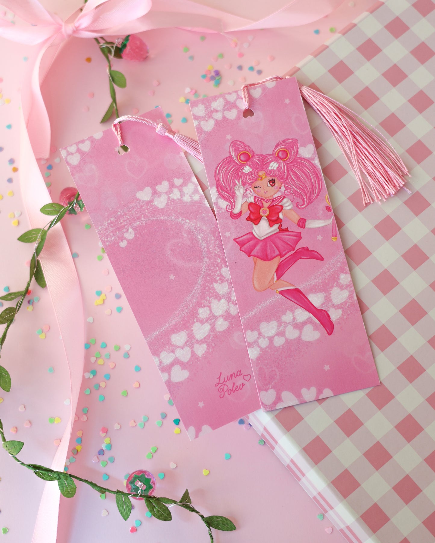 Marcapáginas con Borlitas ChibiMoon · Papel Nacarado 300gm